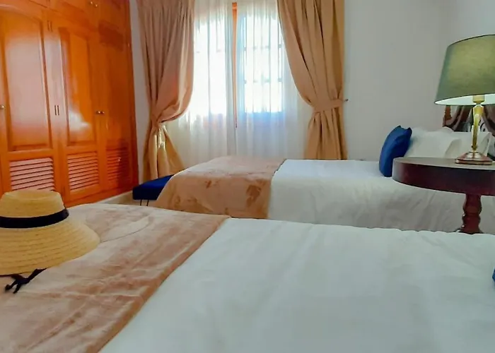 Alizuth Villa