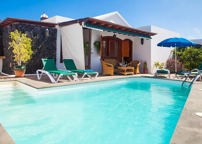 Alizuth Villa